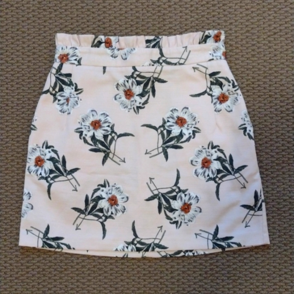 Topshop Light Pink Floral Pencil Skirt